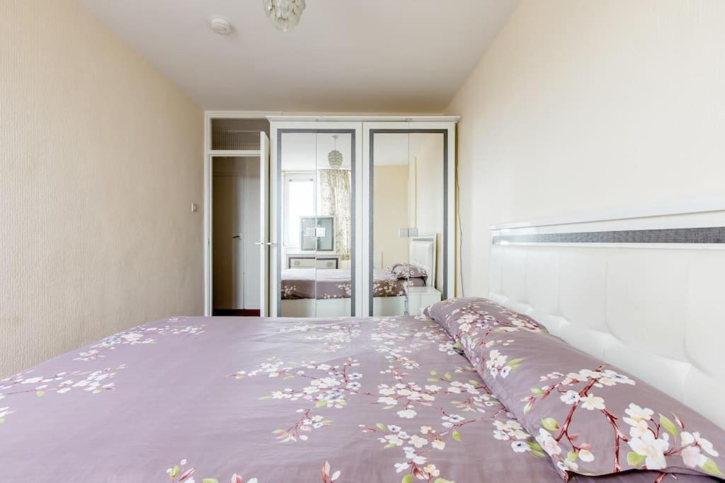 Apartamento One Bed - 25 Mins From London Bridge Exterior foto